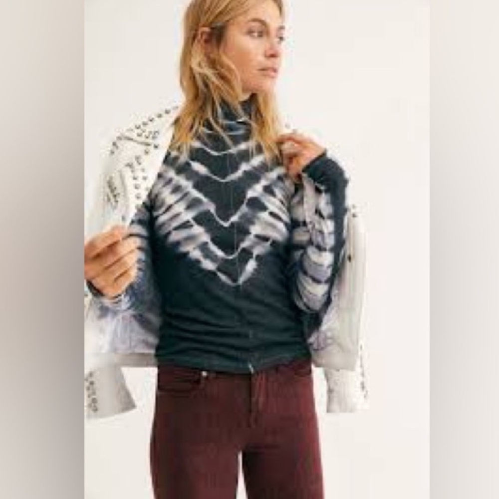 Free People | Tie Dye Neck Long Sleeve Top